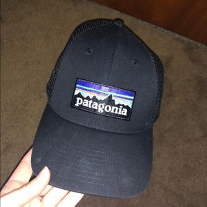 Black Patagonia hat